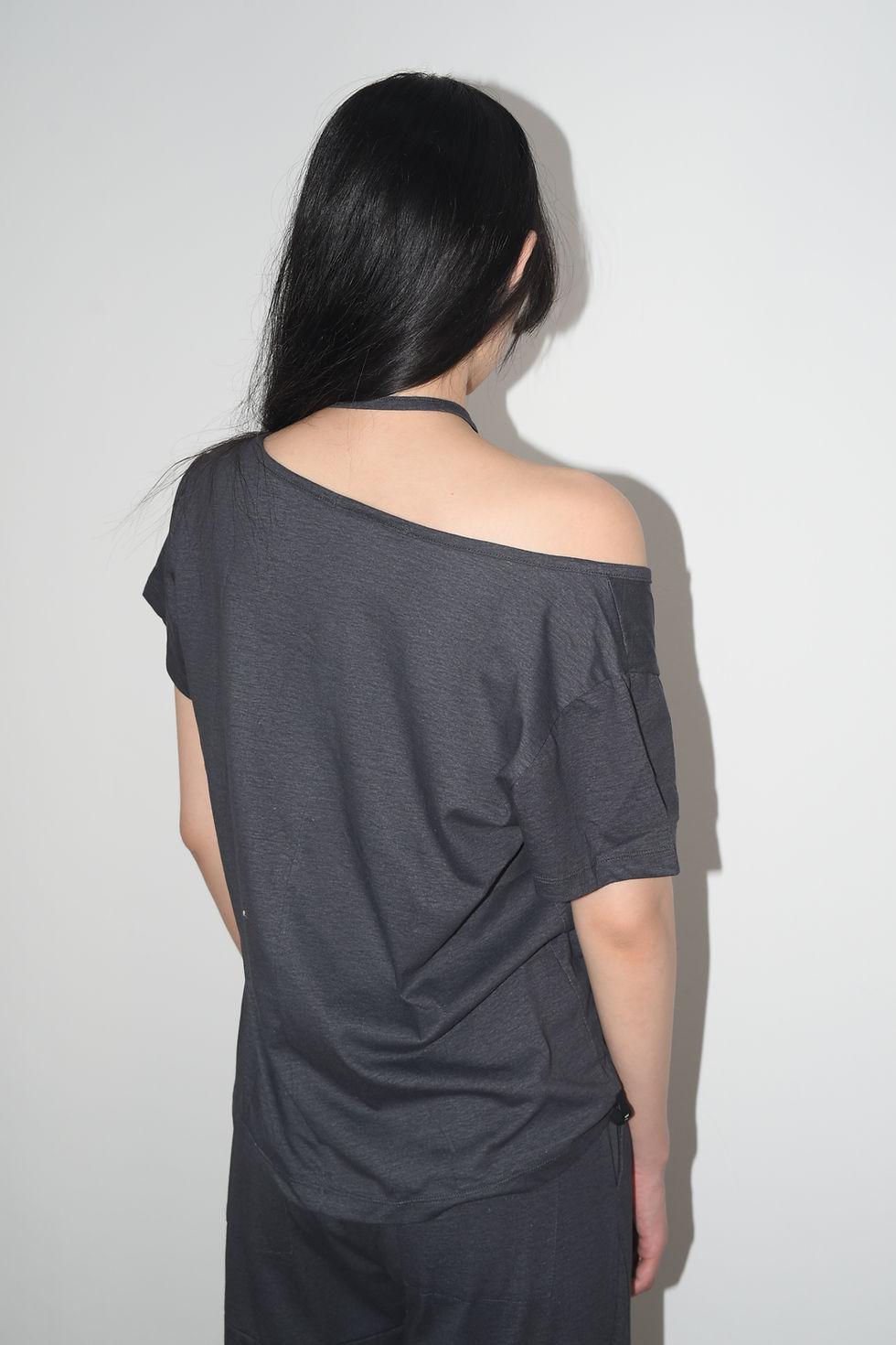 Thumbnail: T-Shirt With Adjustable Collar | Gray