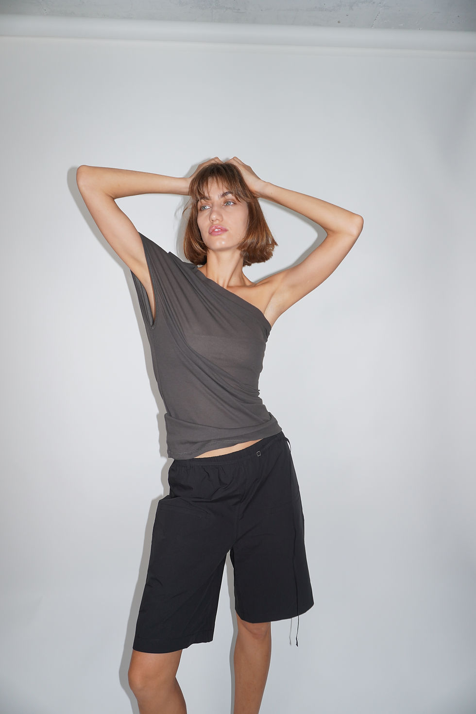 תמונה ממוזערת: Cotton Bermuda Shorts | White