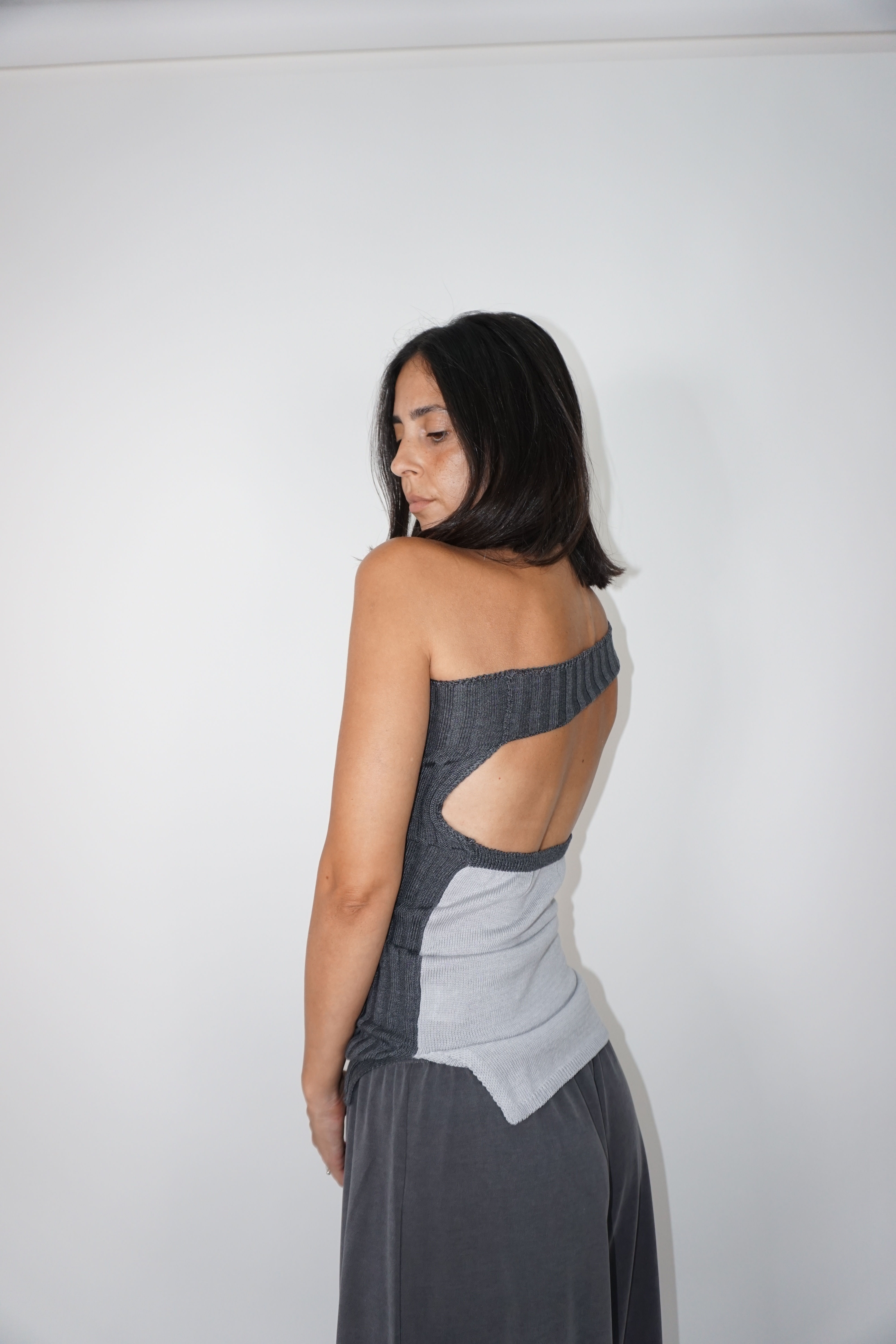 One Shoulder Knitted Top | Mix of gray