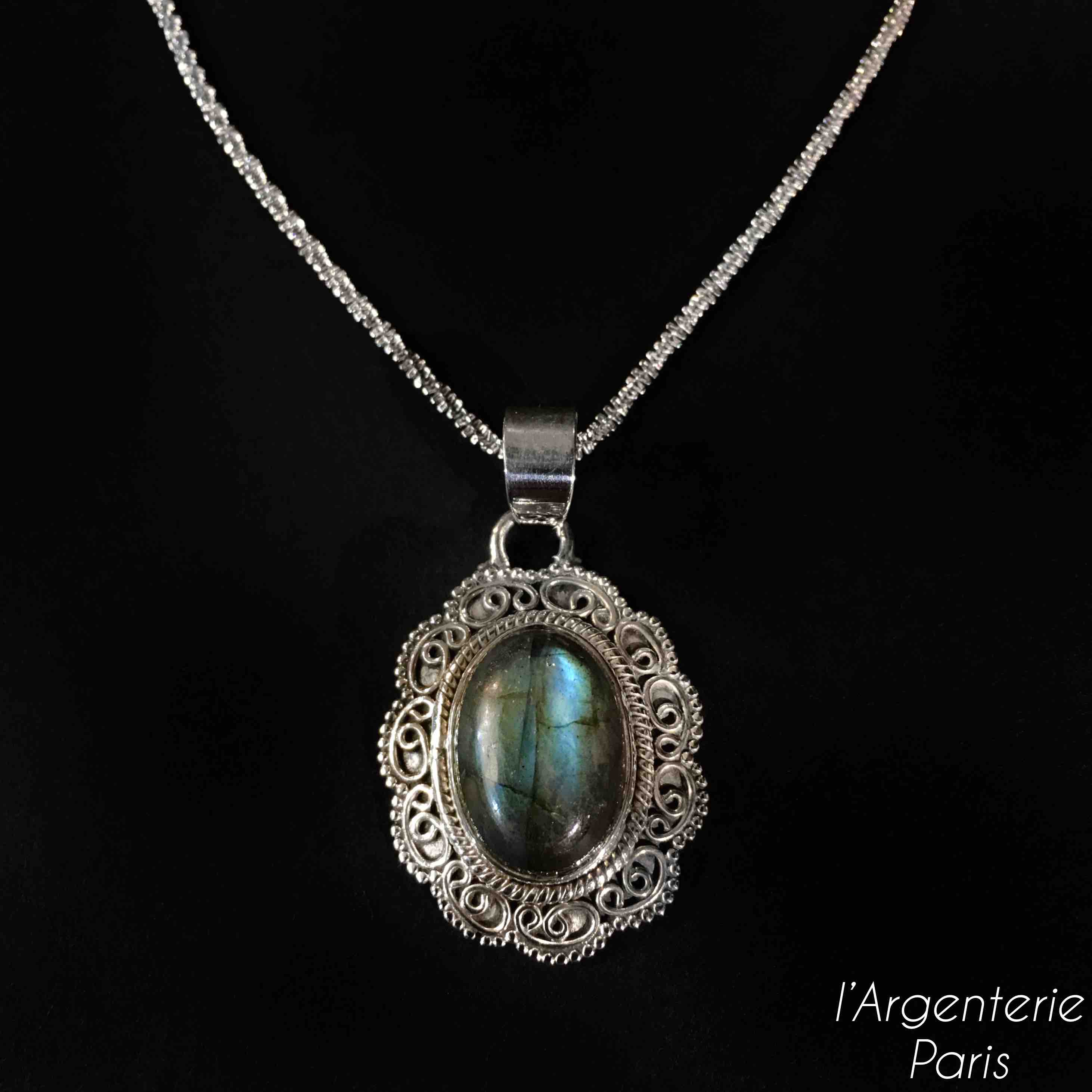 Pendentif indien avec la bradorite