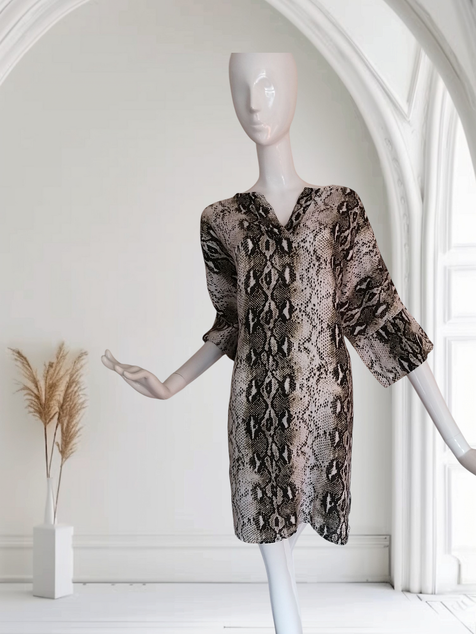 Dress /Robe made in Italy M