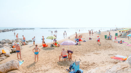Pesaro spiaggia libera  enrico nocito