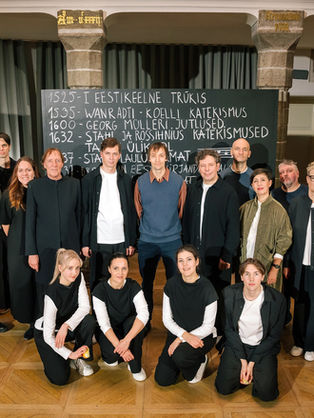 Alguses oli laul: eesti keele arengulugu läbi muusika