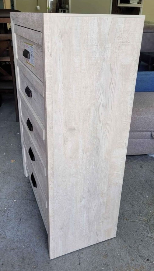 Thumbnail: New 5-Drawer Chest, Cream