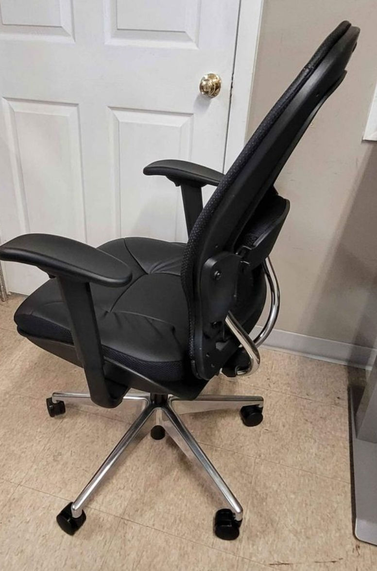 Thumbnail: New Office Chair with Thick Padded Bonded Leather Seat and Heavy Duty Aluminum B