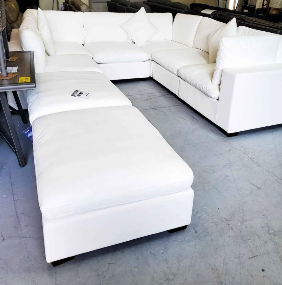 Thumbnail: Thomasville 8-piece Fabric Modular Sectional, White
