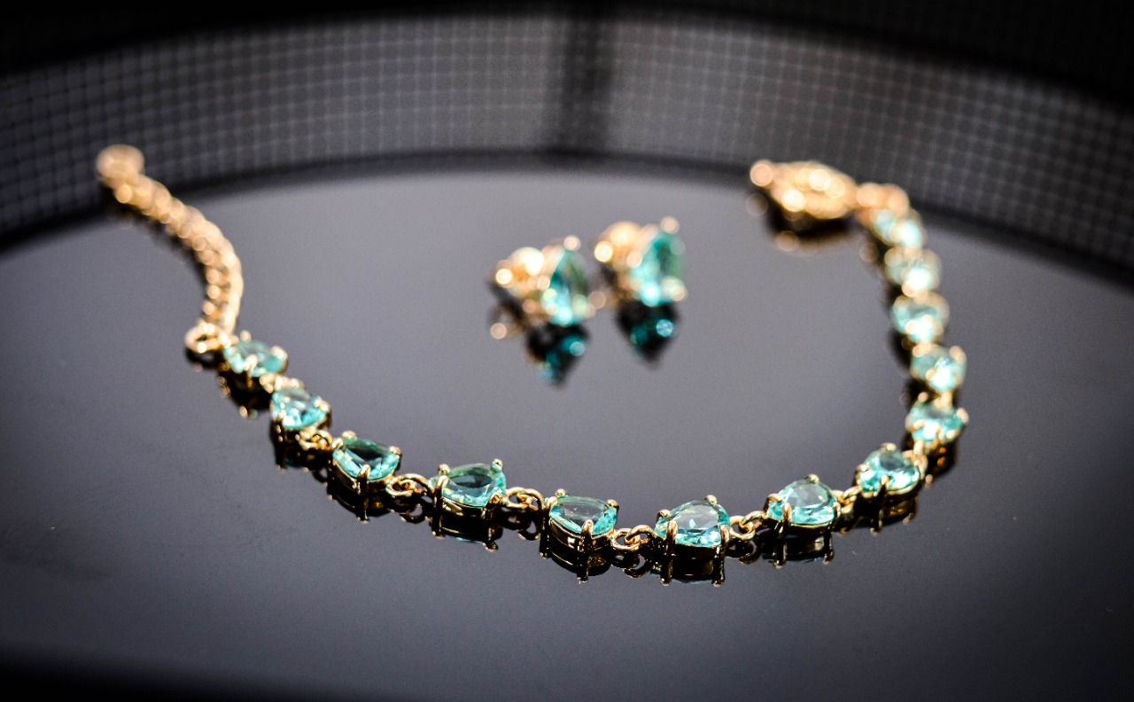 CONJUNTO DE CRISTAIS GOTA