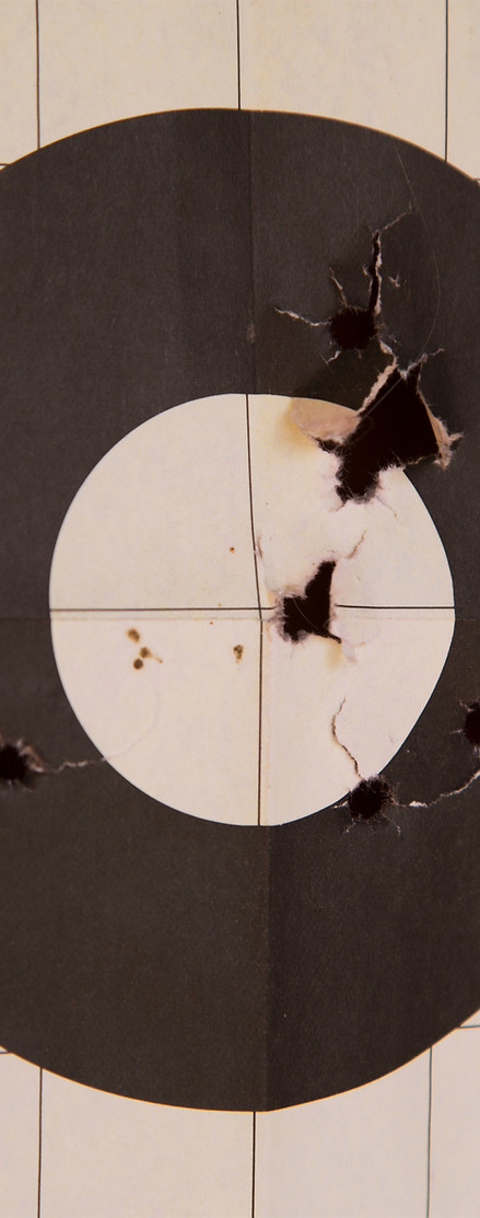 Zielscheibe mit Löchern