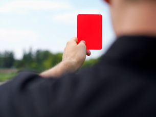 Algorithm vs. Athlete Willpower: Can AI Injury Warnings Restrict the Right to Play?