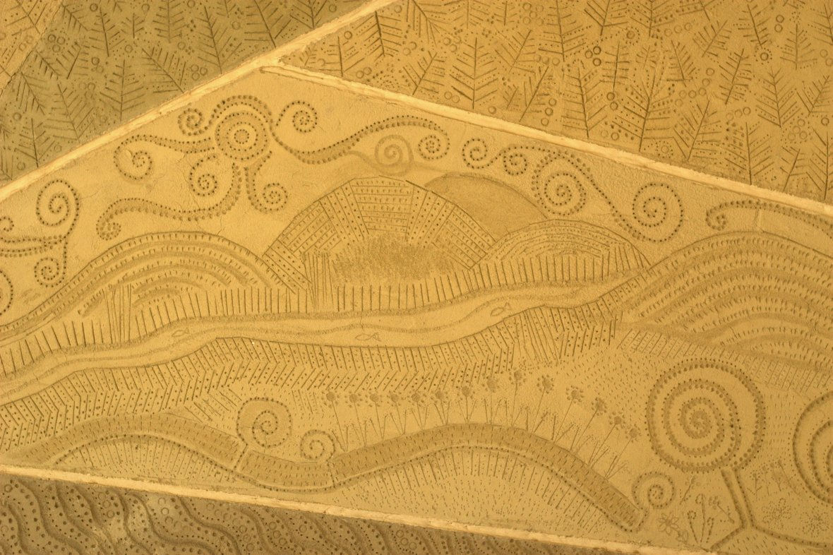 Earthen decorative plaster