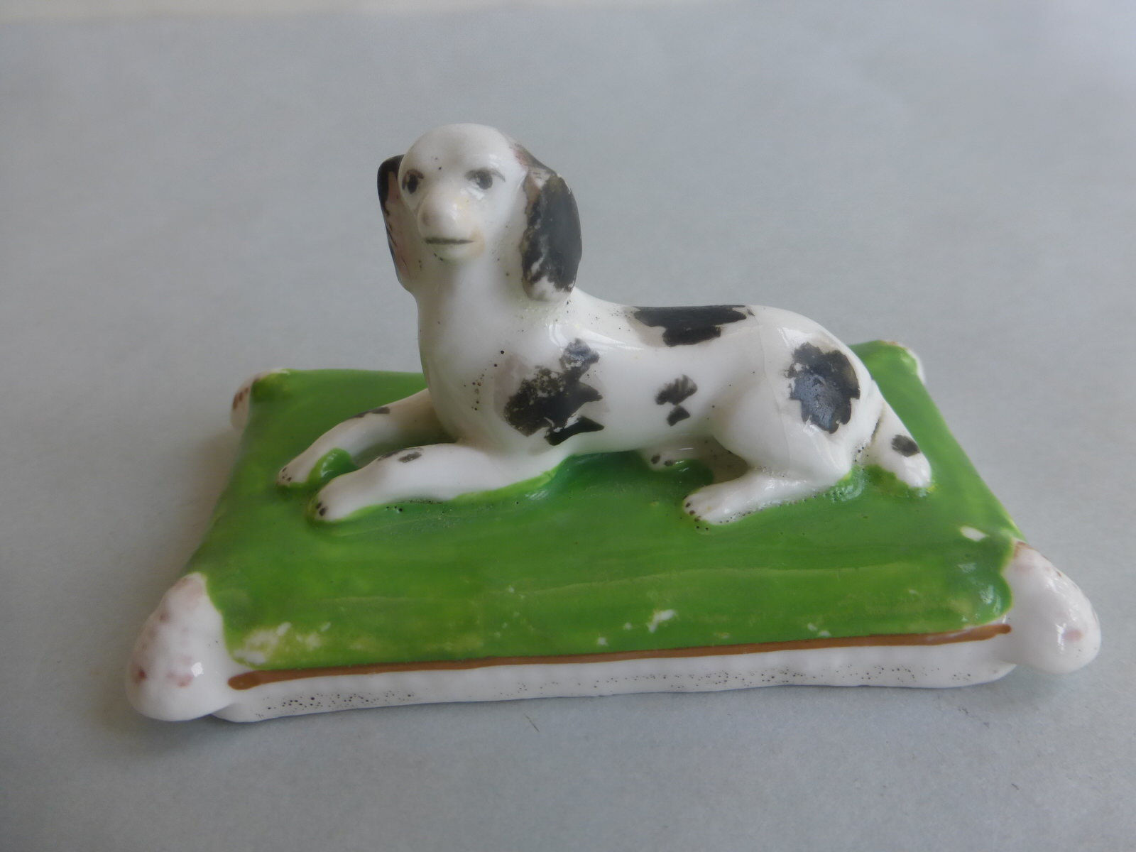 19thc.Porcellanous Staffordshire King Charles Spaniel Ref # 4340