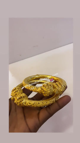 Miniaturbild: Gold Plated Bull Bangles
