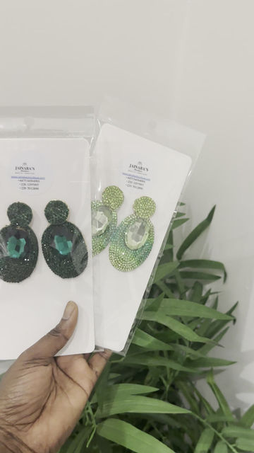 Miniaturebillede: Oval Glass Stone Drop Evening Earrings