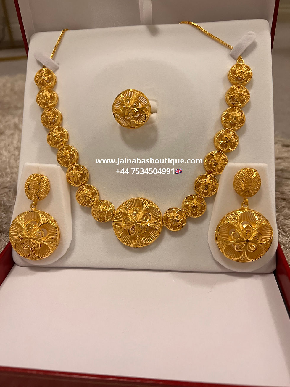 Gold Replica Necklace set