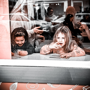 Nuli eats homemade cake at Little Coffee