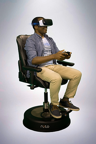 Roto VR Chair with Samsung Gear VR