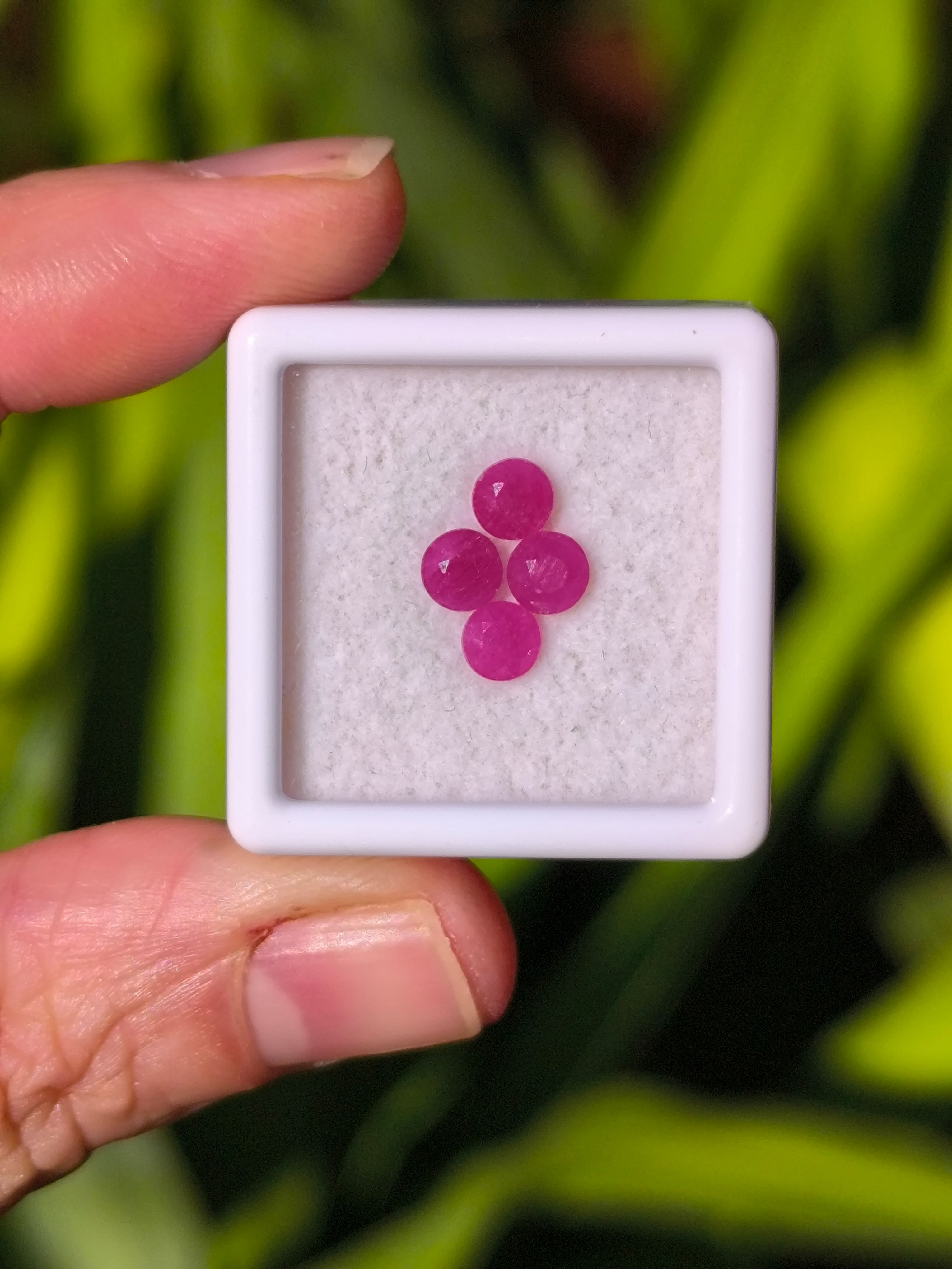 Rubí 4,3mm. Corte redondo. Myanmar 