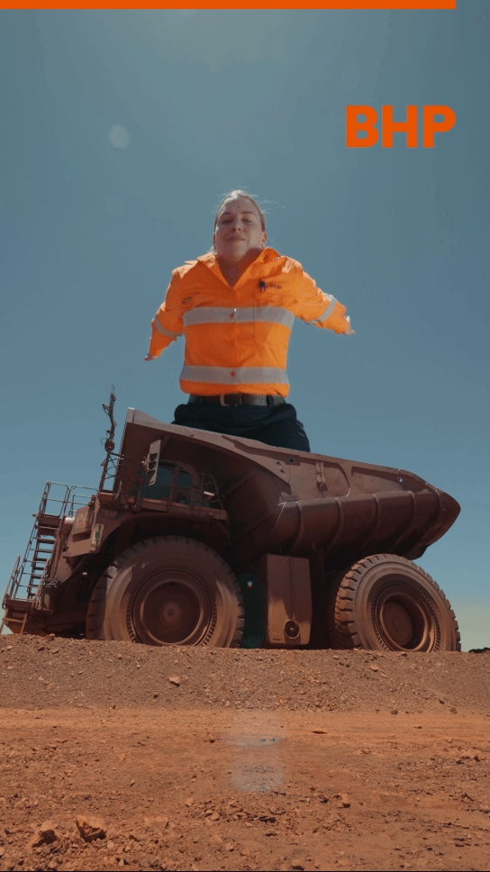 BHPNewman_LucyJump_METASafeZone_230301_Vertical_25fps_1080p.gif