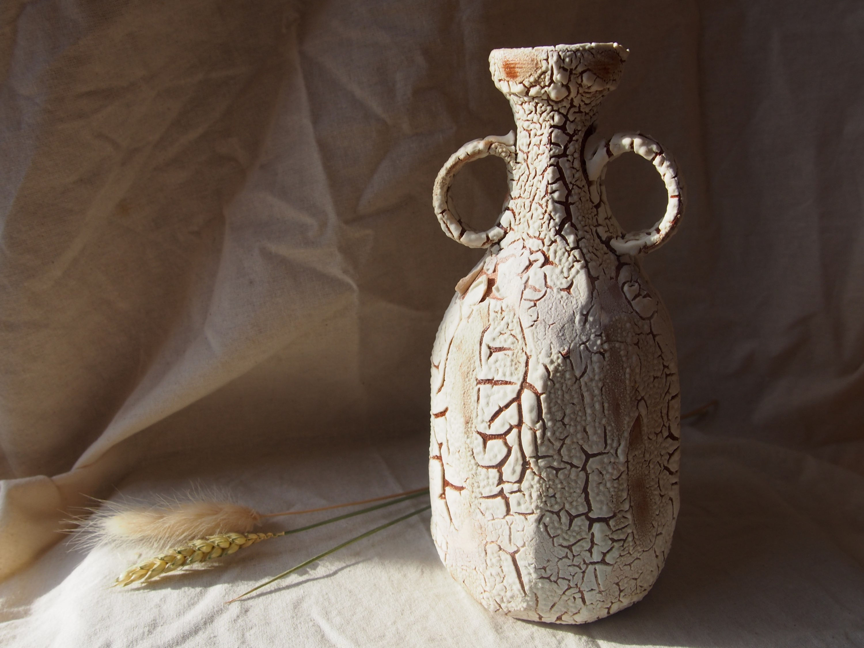 Asherah bottle 02