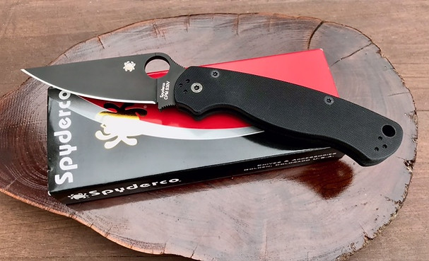 Spyderco PM 2 folding pocket knife.