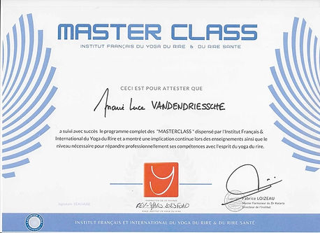 attestation masterclass yoga du rire.jpg
