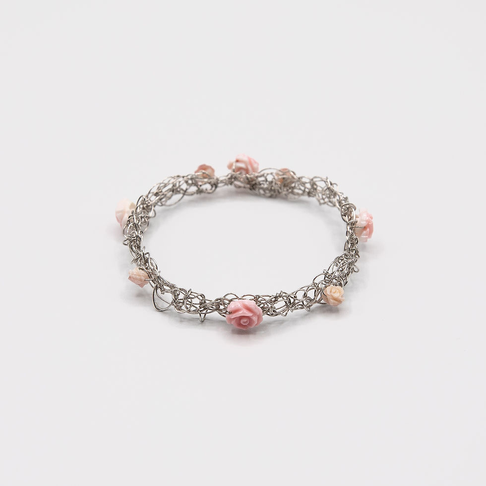 縮圖：925 Silver Wire Bracelet with Seashell Roses