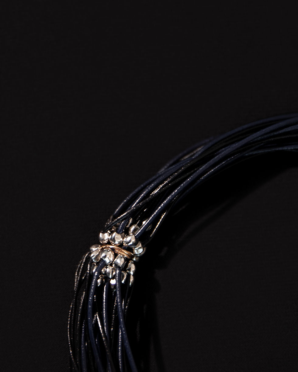 Miniatura: Layered Leather Necklace dotted with Gold Laminated Faceted 925 Silver Spheres