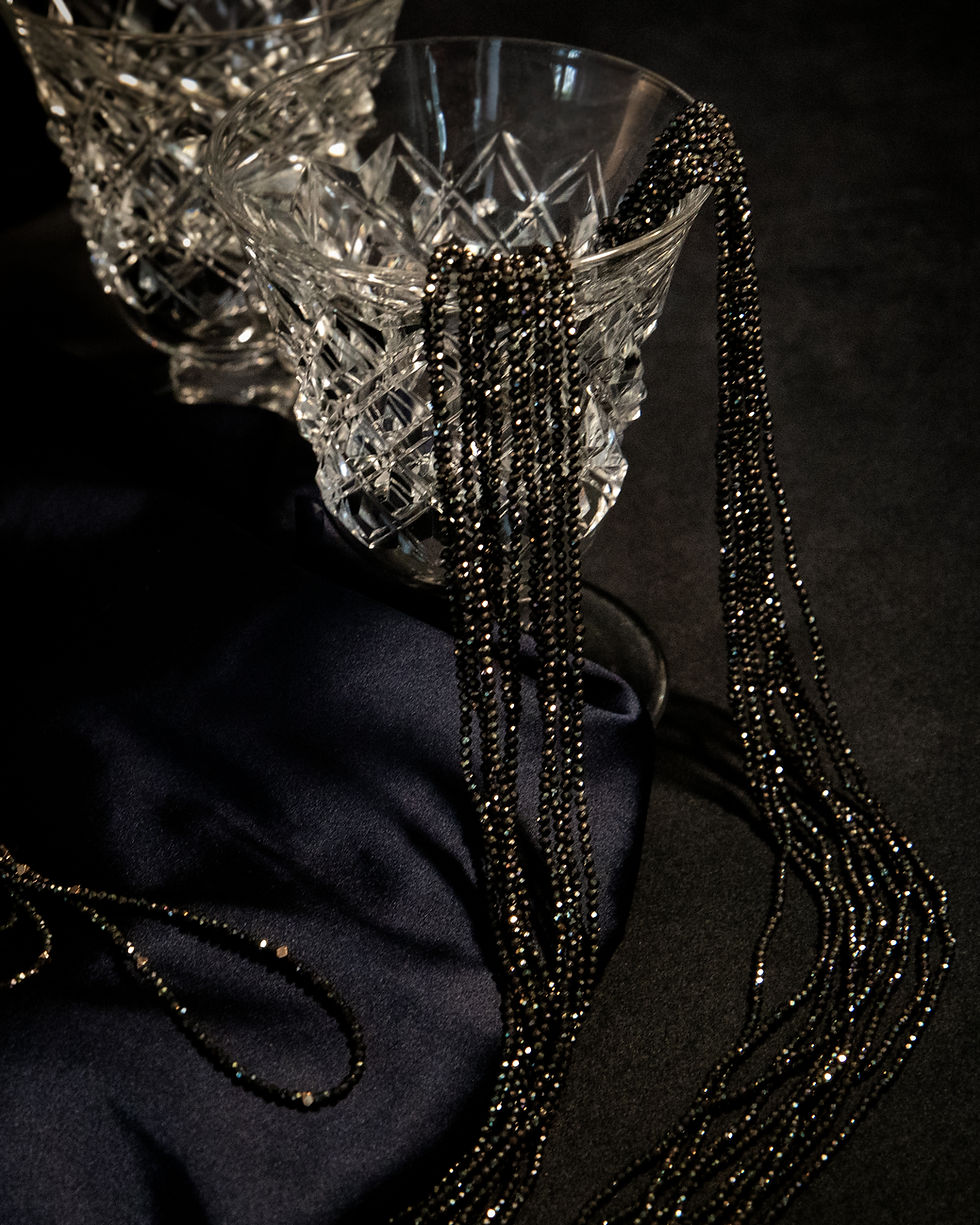 縮圖：Faceted Spinel Necklace with Gold Laminated Hematite