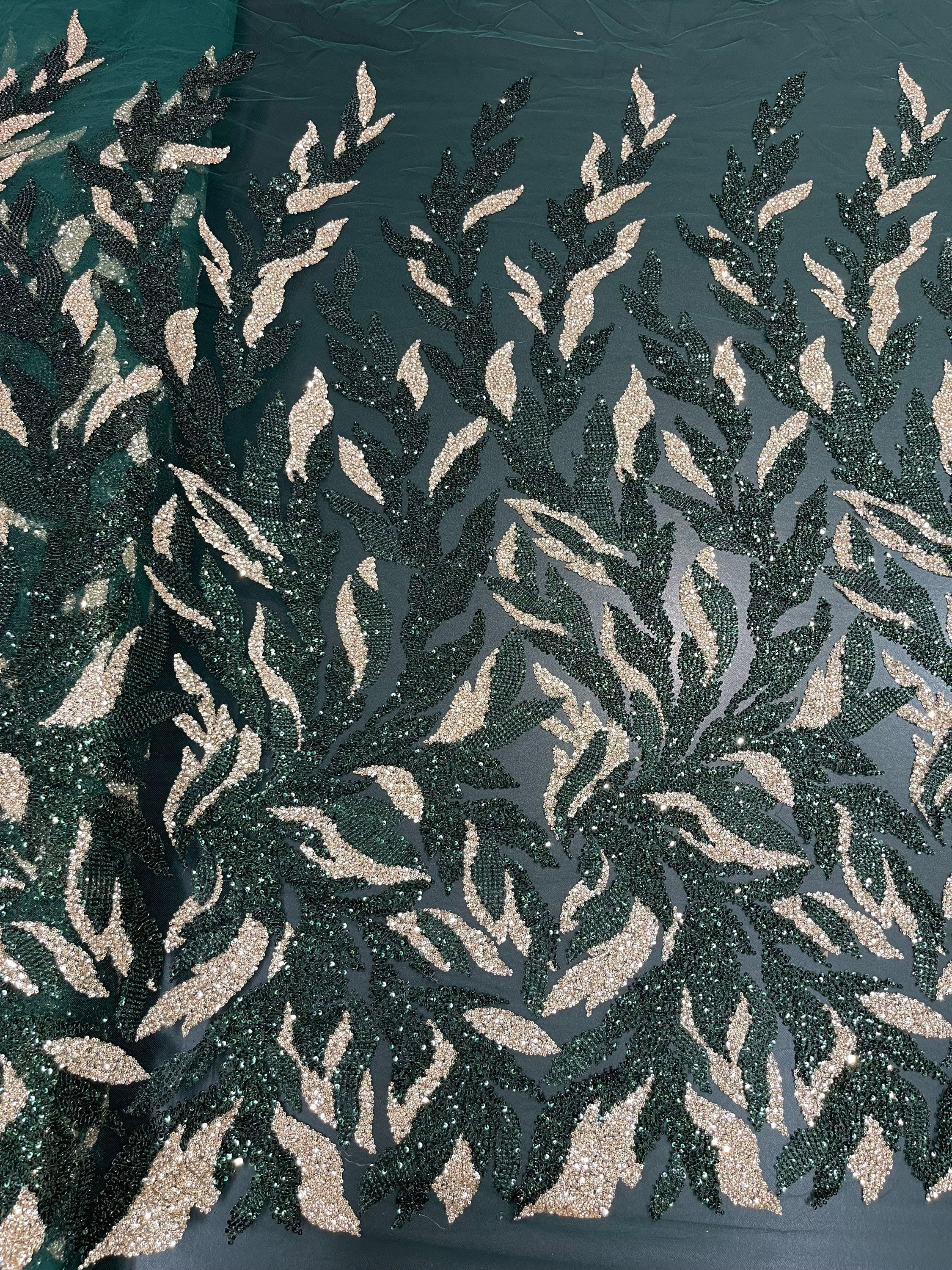 TUL BORDADO VERDE CON DORADO