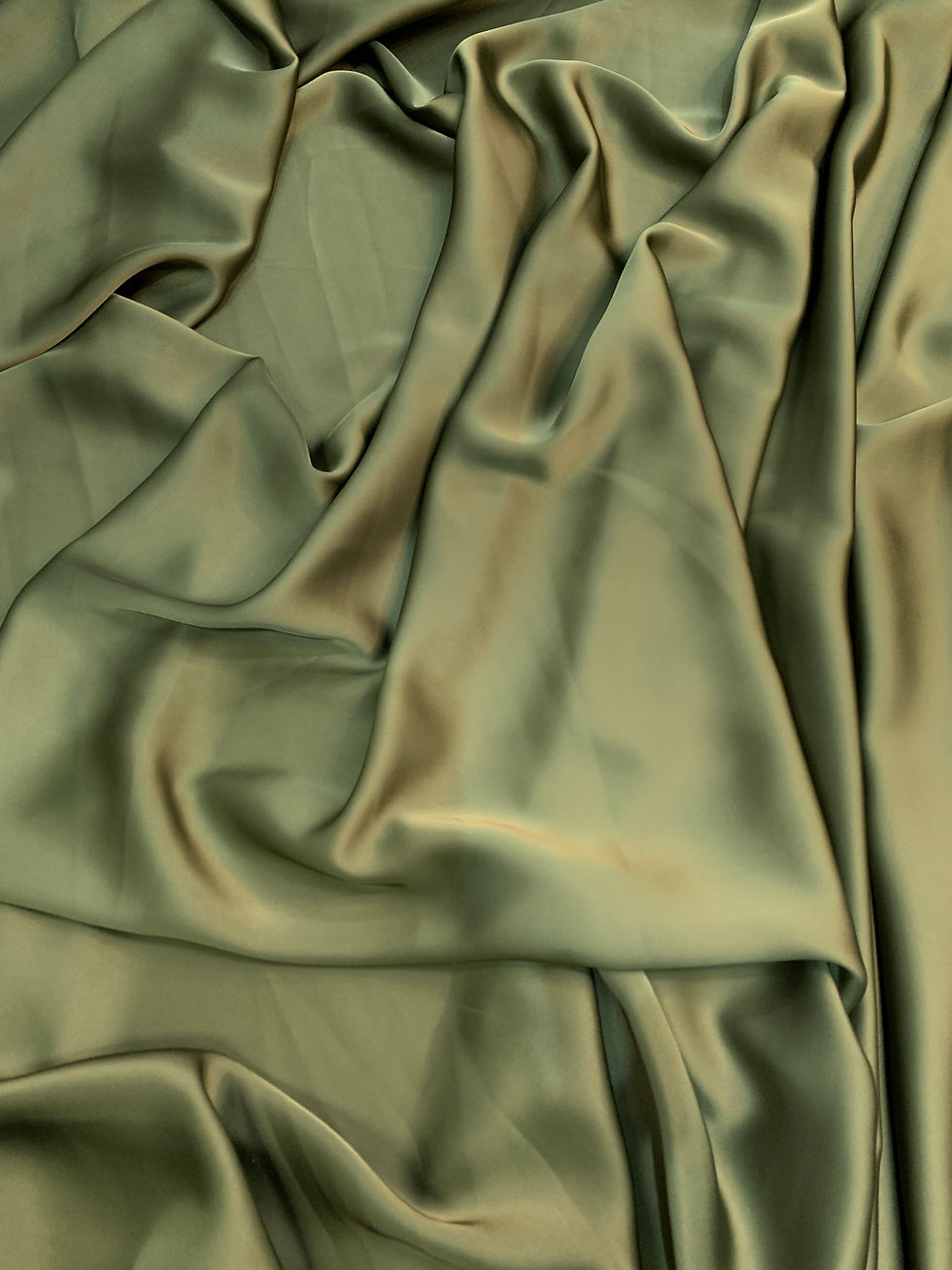 Miniatura: SILKY SATIN VERDE OLIVO 
