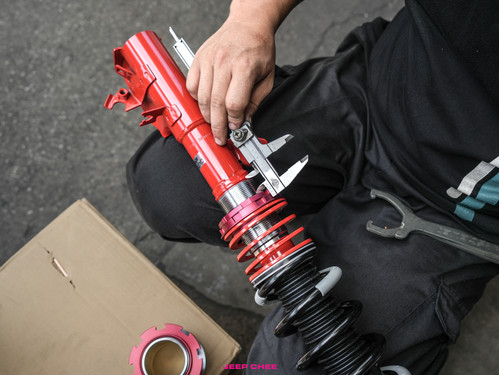 Toyota Estima ACR50 Tanabe Sustec Pro CR Coilover