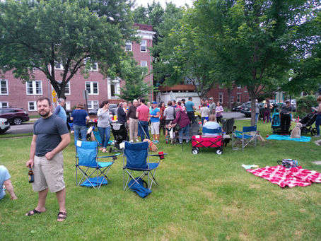 Memorial Weekend Community Picnic - Sunday, May 26 - 5 p.m.
