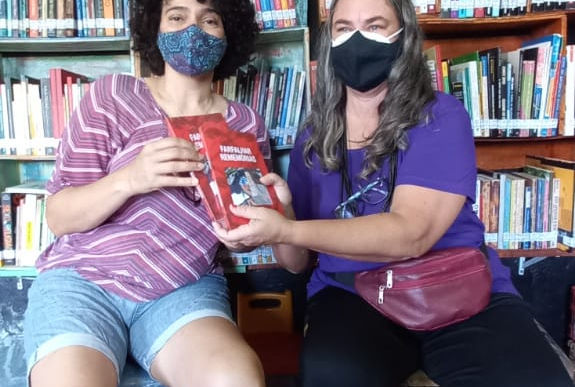 Bibliotecas Comunitárias: sua doação já está chegando lá