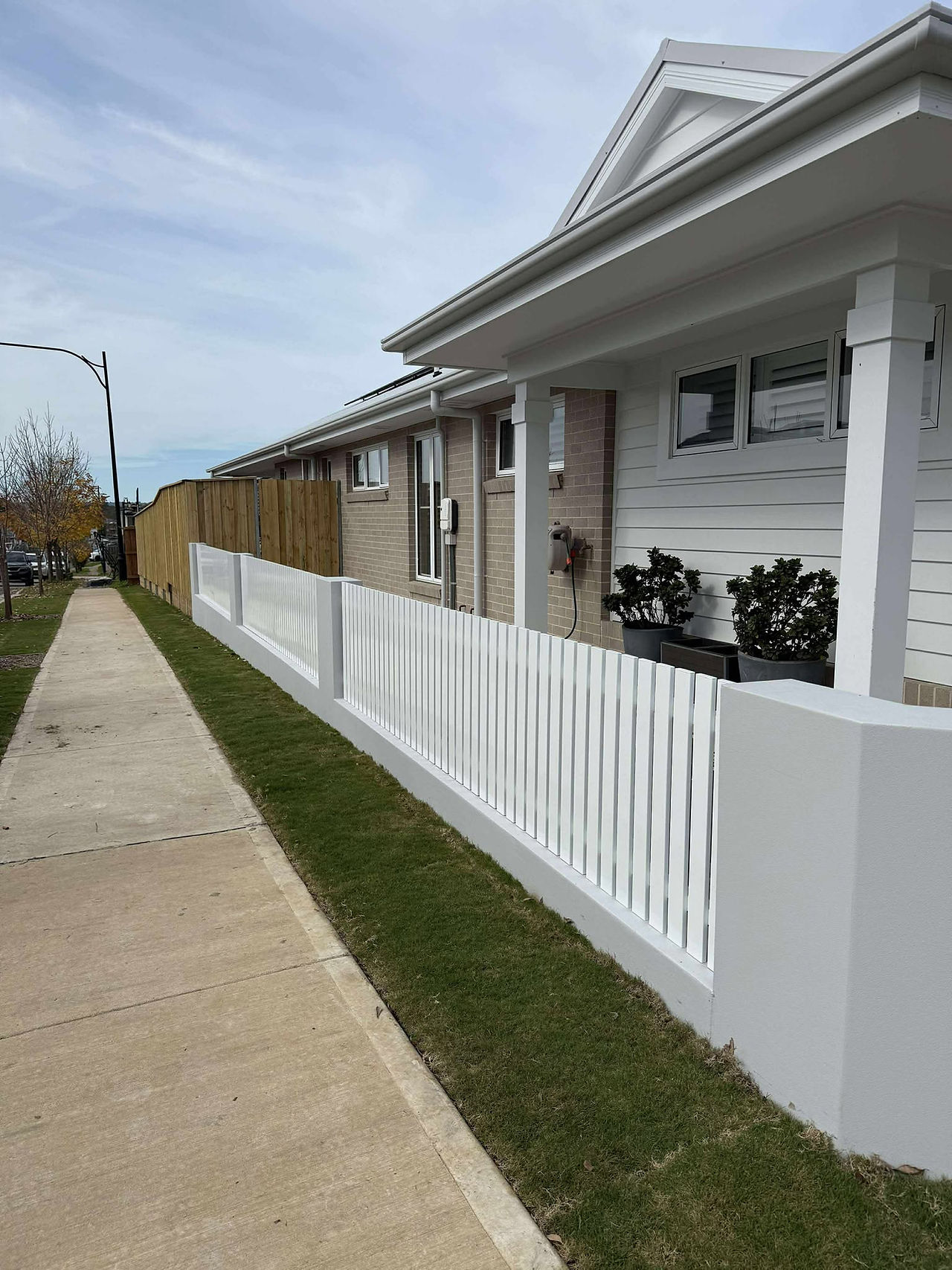 Front yard aluminium fence installation in Western Sydney