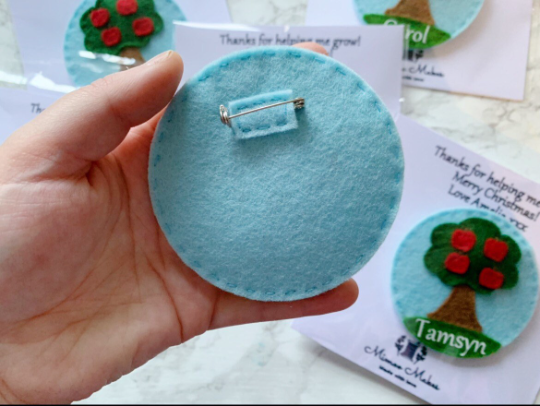 Thumbnail: Forest school name badge