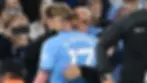 Kevin wearing his iconic No 17 shirt.