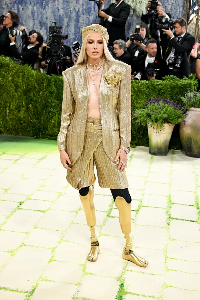 Lauren Wasser in Prabal Gurung [Photo Courtesy: Getty Images]to Courtesy: