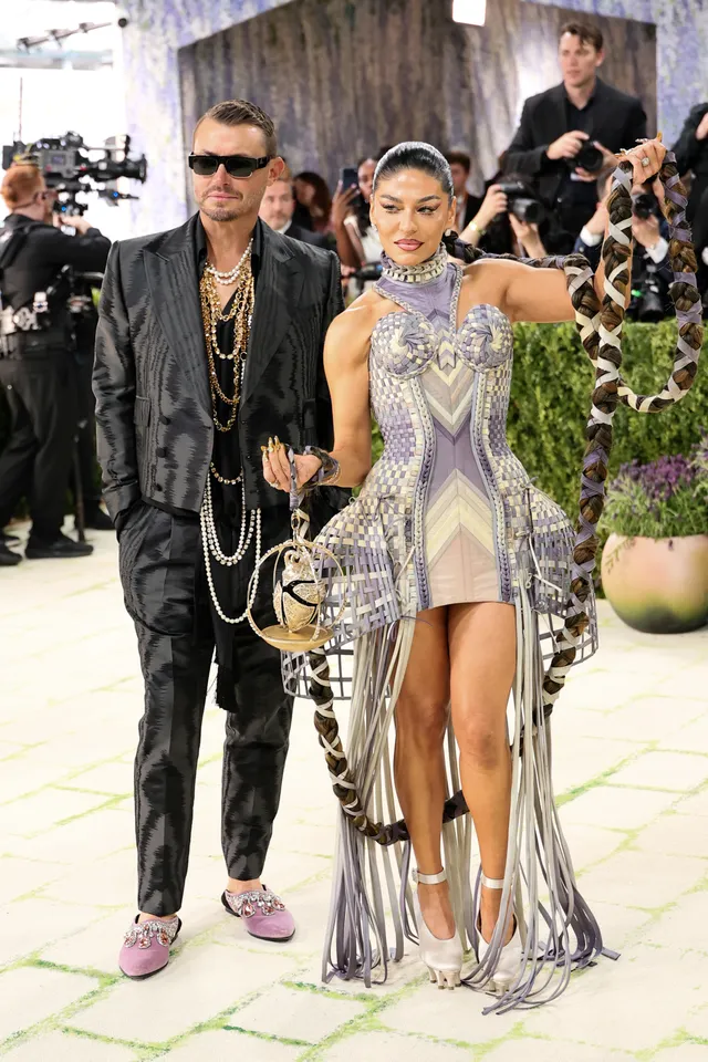 Field and Sabrina Harrison in vintage Jean Paul Gaultier [Photo Courtesy: Getty Images]