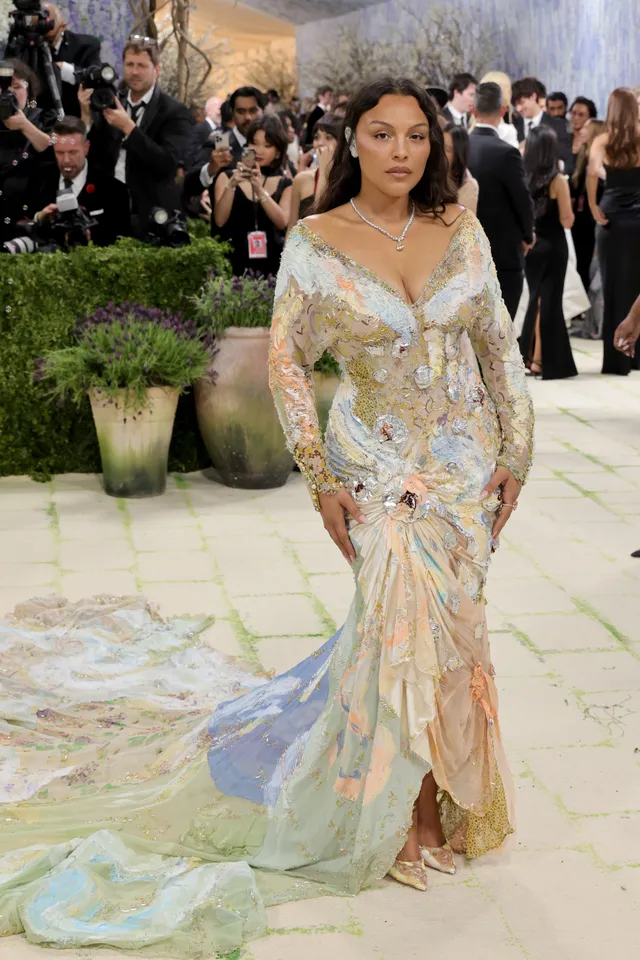 Paloma Elsesser in Bureau in Investigation [Photo Courtesy: Getty Images]