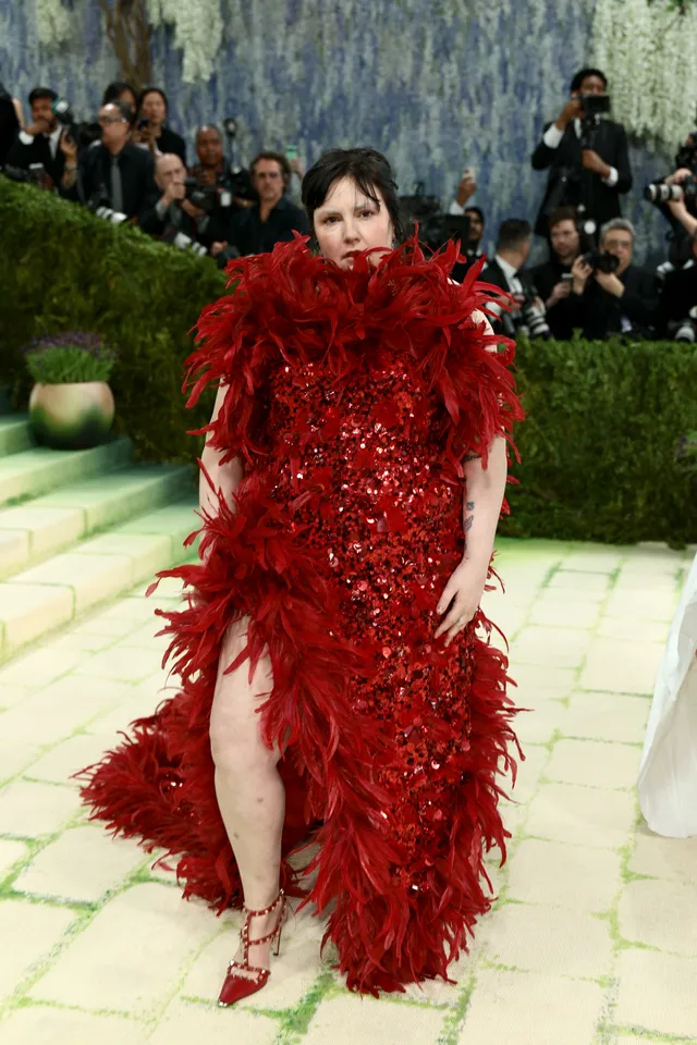 Lena Dunham in Valentino [Photo Courtesy: Getty Images]