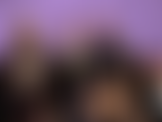 Ryan Coogler, Ludwig Göranssen, Autmn Durald Arkapaw, Michael B. Jordan holding their Oscars; Inlet: the cast of One Battle After Another accepting their Oscar for Best Picture.