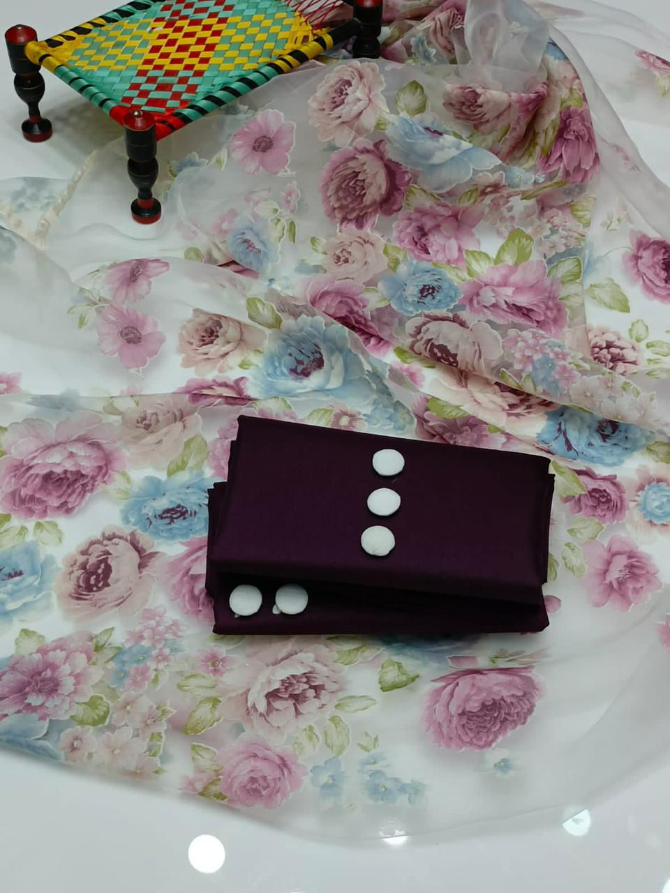 Thumbnail: Khatan Silk