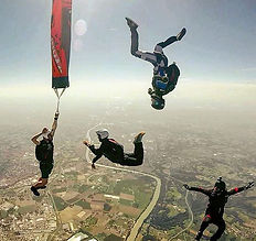 Petit saut du matin !!!!! #skydive #free