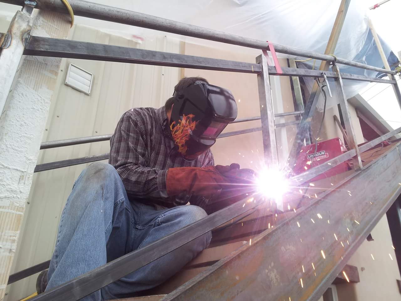 MOBILE WELDING custommetalsolutions