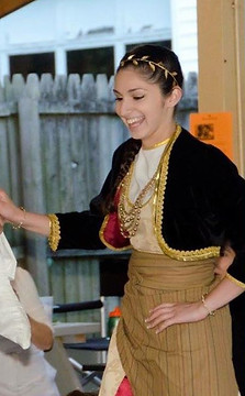 13501696_867929683352880_345848134592726