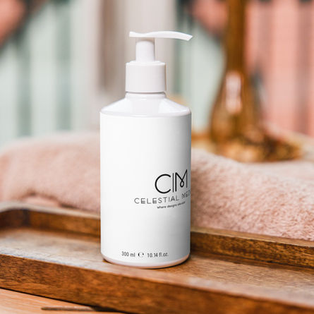 refreshing-hand--body-wash-white-front-643c6fe22b22e.jpg