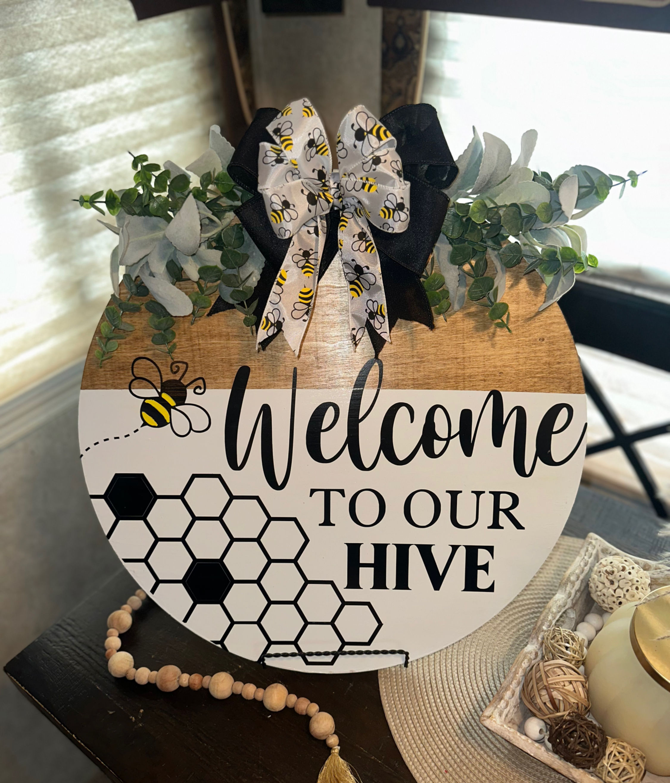 Honeybee Door Hanger