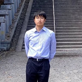 堀ノ内 駿登_edited.jpg
