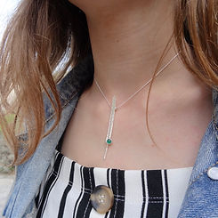 Zilveren hanger met groene onyx steen