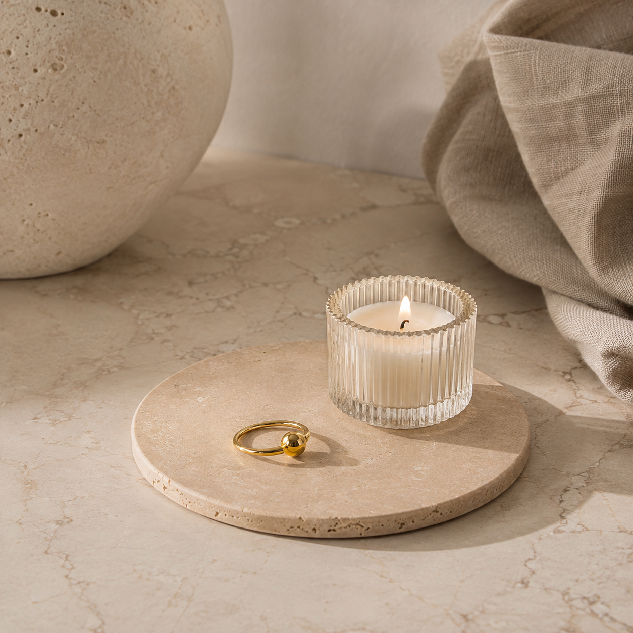 Calyssene – Rundes Marmor-Tablett